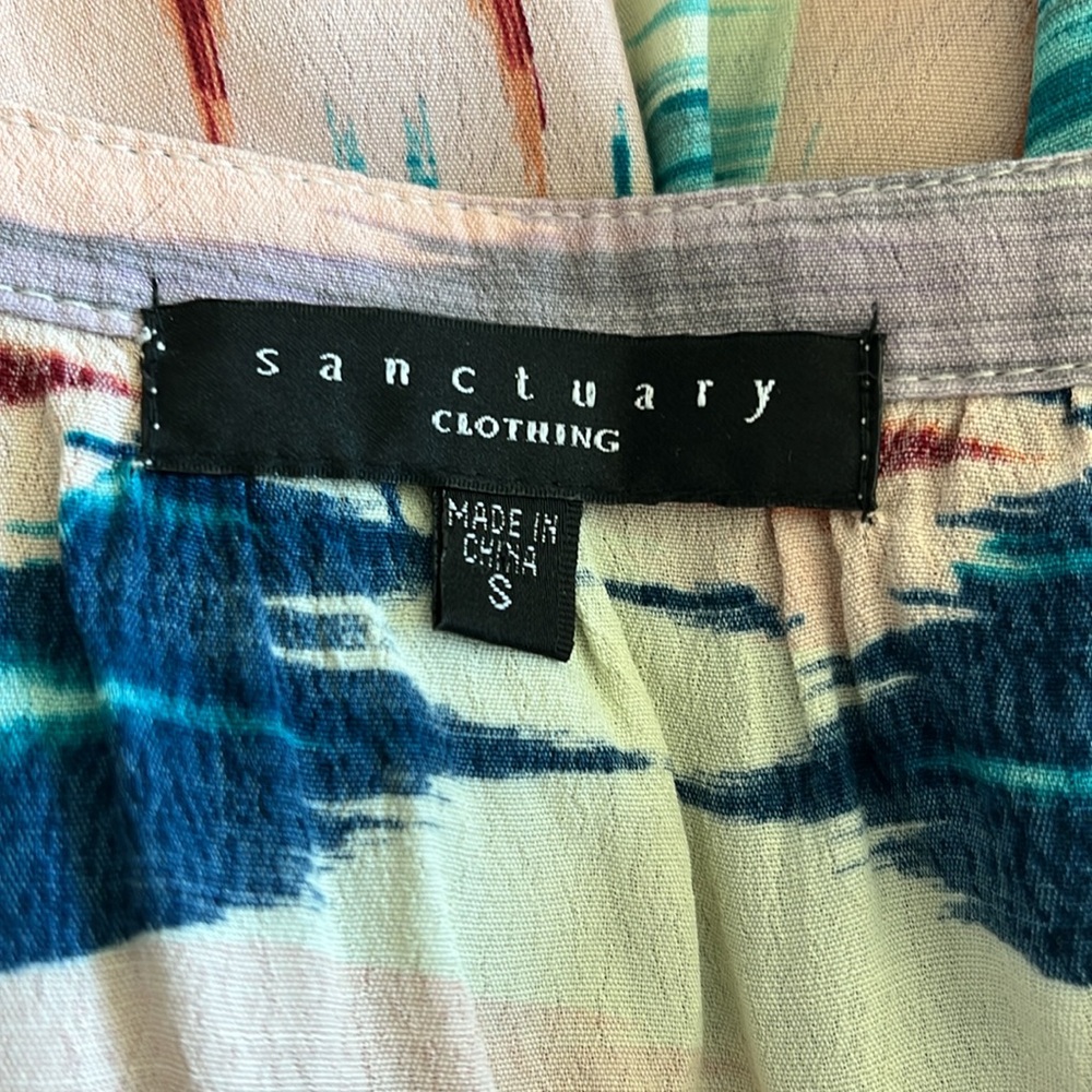 Sanctuary Top - Picture 6 of 7